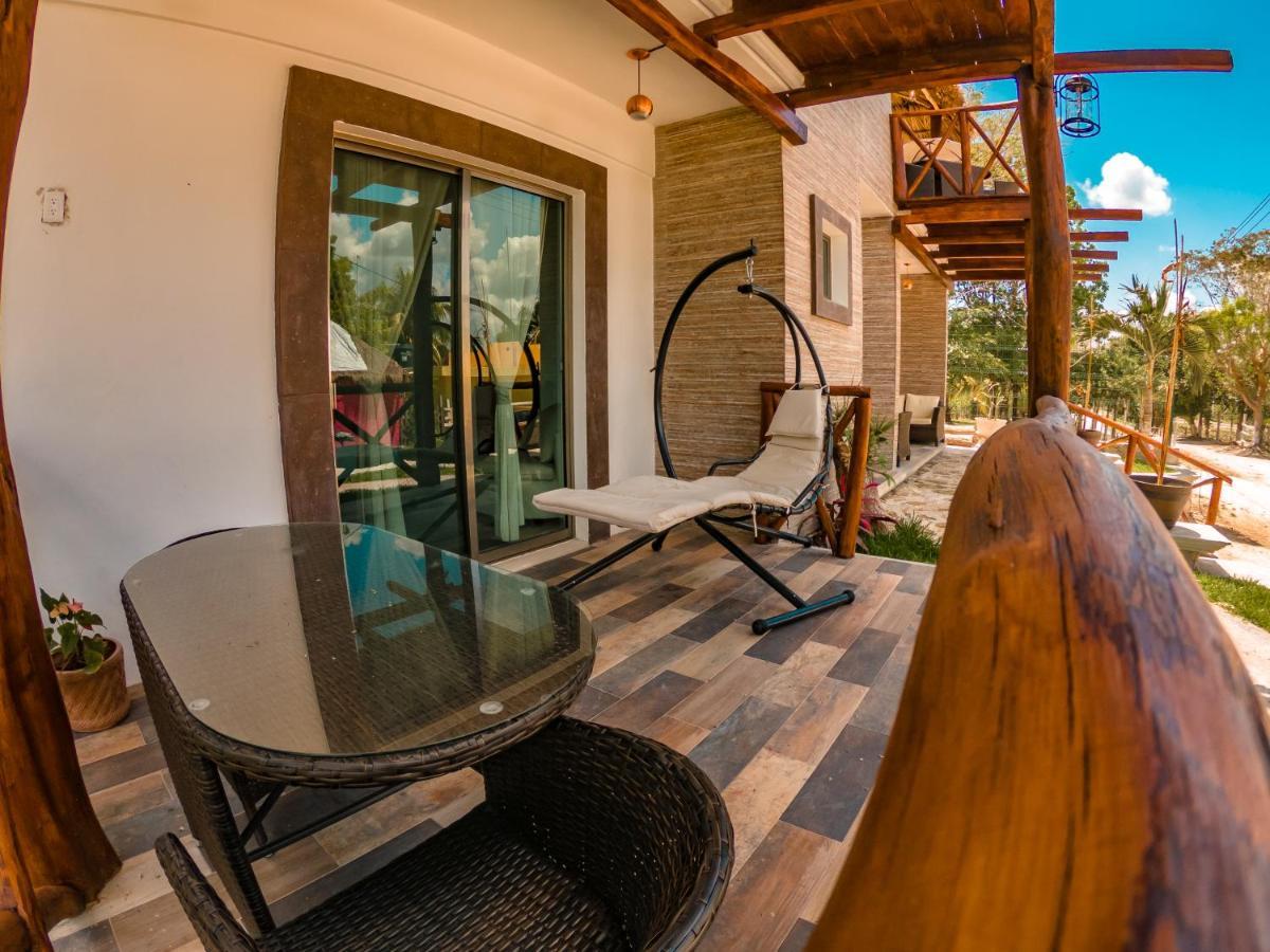 Hotel Pancho Villas Bacalar - Free Bikes And Paddles Exterior foto